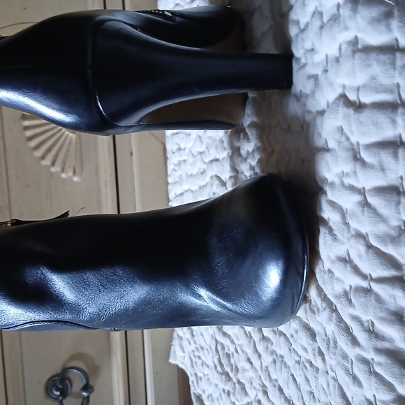 Ankle Boots (Botas) - Nine West - blk leather - Picture 3 of 5